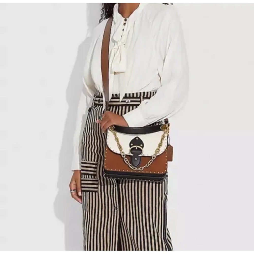 COACH C4595 Beat Shoulder Bag In Colorblock With Rivets $595 NWT - Picture 5 of 9